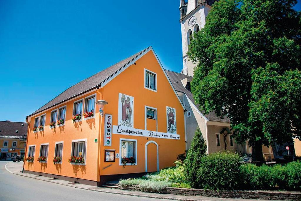 Landpension Birker - Self Check-In Hotel Weisskirchen in Steiermark Luaran gambar